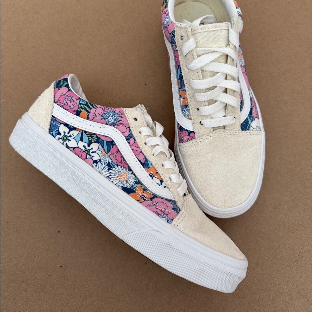 Suede & Floral Lace-Up Vans Sneakers - Picture 2 of 3